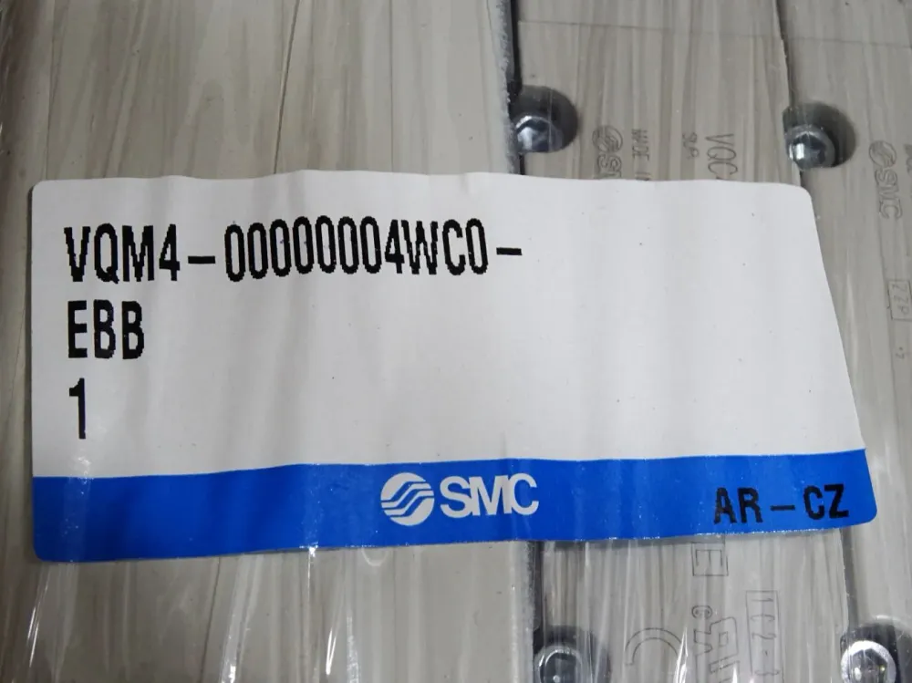SMC VQM4-00000004WC0-EBB Ventilinsel / Neu OVP