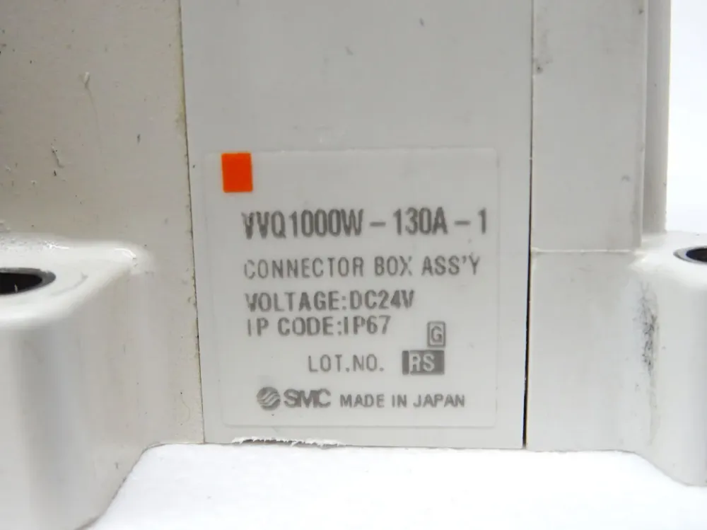 SMC VVQ1000W-130A-1 Connector Box