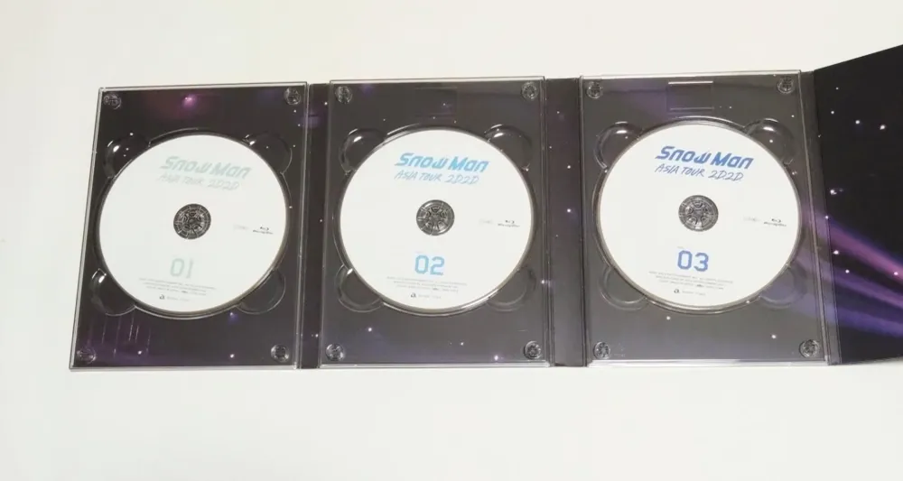 Snow Man ASIA TOUR 2D.2D. First Press Limited Edition Blu-ray 3 Dischi
