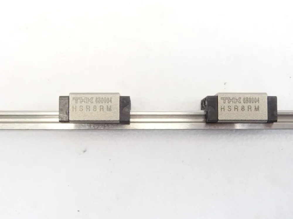 THK HSR8R2M+315LM / Neu
