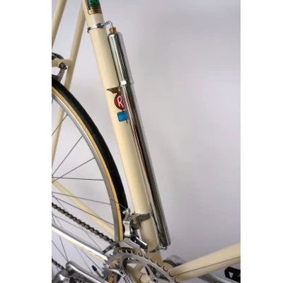 Supporto per pompa vintage per telaio