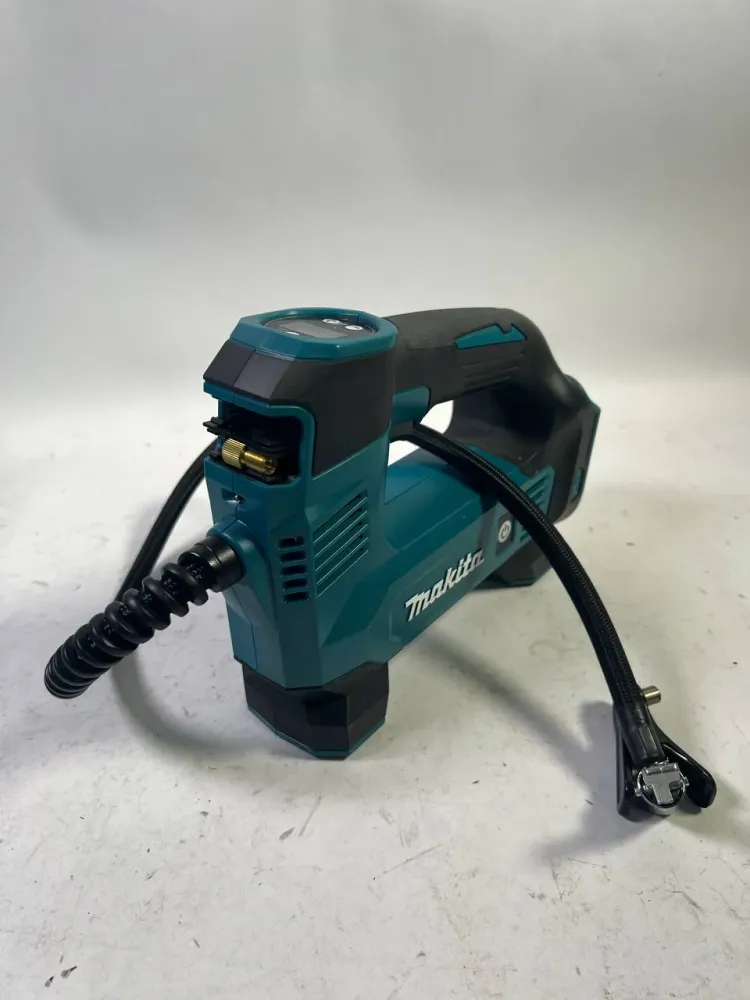 Makita DMP 180 Z Compressore batteria 18V / 8,3 bar - senza batterie, senza caricabatterie