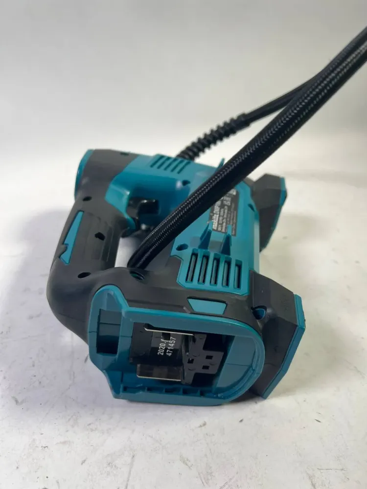 Makita DMP 180 Z Compressore batteria 18V / 8,3 bar - senza batterie, senza caricabatterie