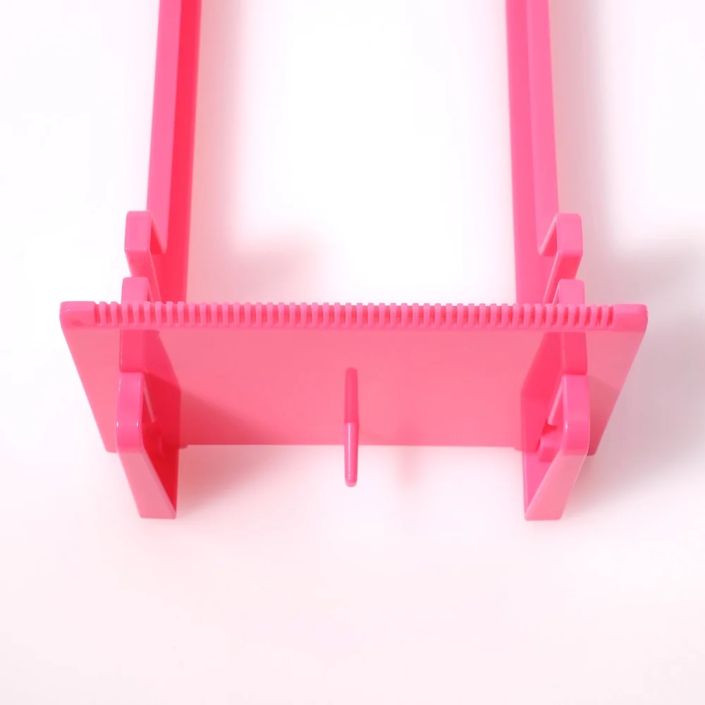 Telaio rosa per tessitura di braccialetti con perle