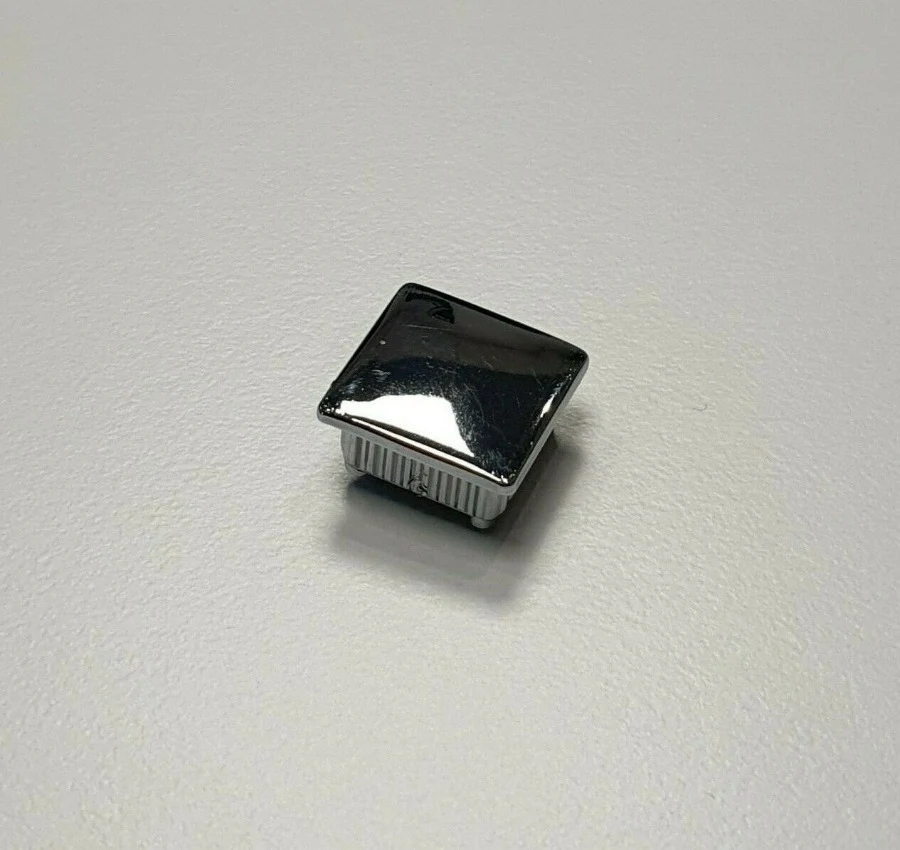 TAPPI TAPPO CROMATO bombato copri testa 20x20x1.5mm ABS PUNTALE cm.2x2 pz10