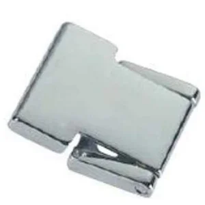 CERNIERA PER PORTELLI 28x34 MM