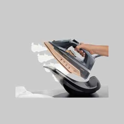 FERRO DA STIRO 2 1 CORDLESS 'DB8030' 2200 Watt. Prezzo per Pezzo.