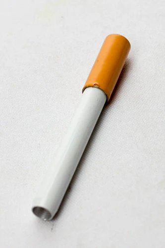Easy Ejection metallo One Hitter Pipe
