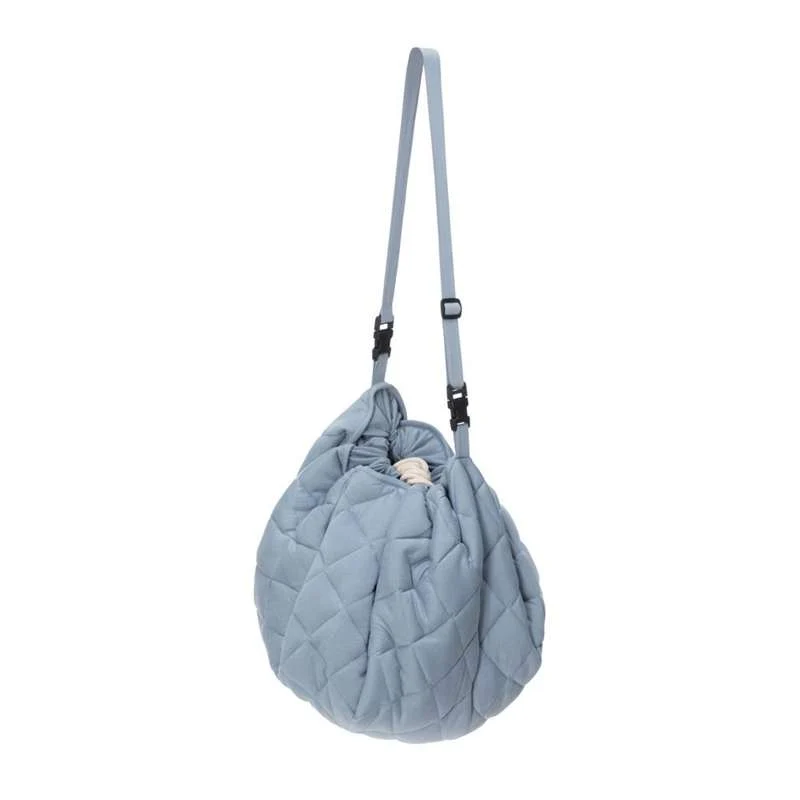 Play & Go Soft Ecologico - 2-i-1 Opbevaringstæppe/Legetæppe - Dusty Blue per Carichi Fino 500kg