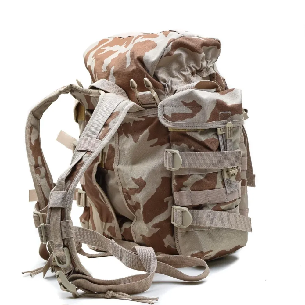 Originale Ceca Repubblica Militare MOLLE MOLLE Backpack Desert Camo 30L Quick Release