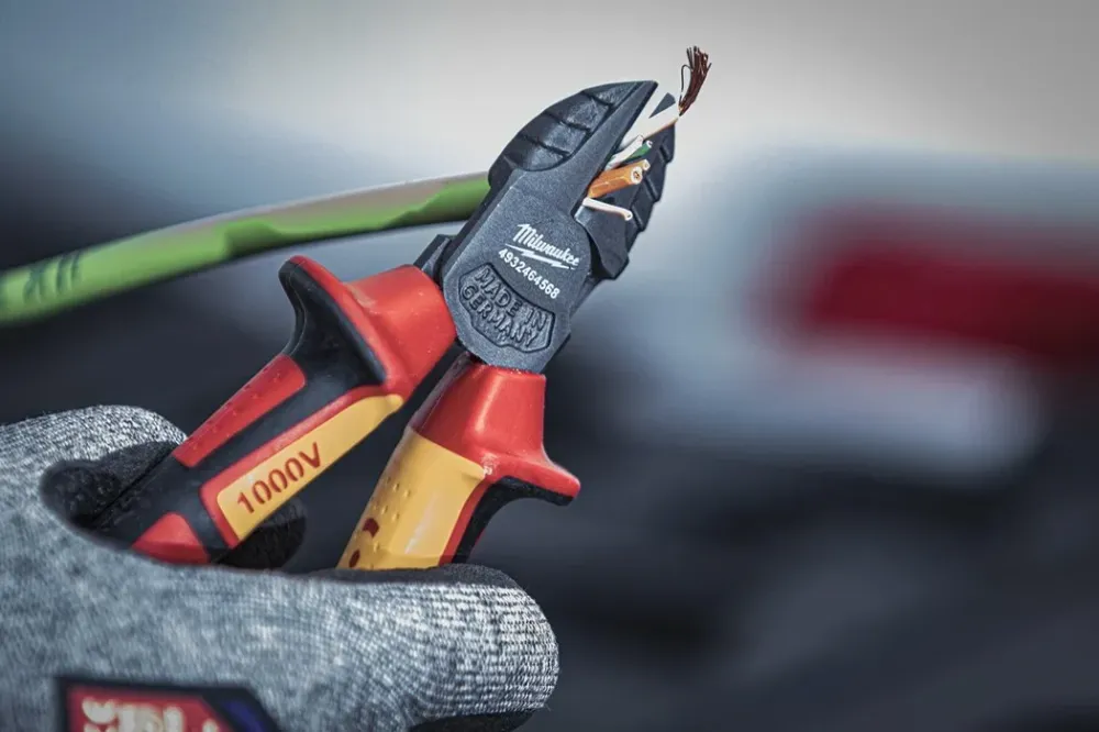 Tronchese taglienti diagonali 160mm 1.000V VDE - MILWAUKEE Supply per Quadri di Comando