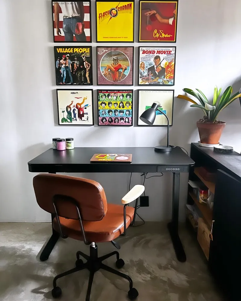 Adjustable Desk Electric Black KENLY