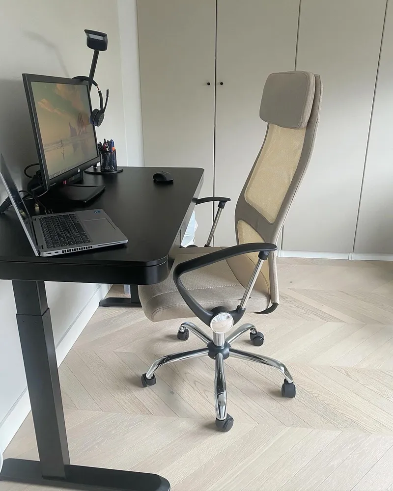 Adjustable Desk Electric Black KENLY