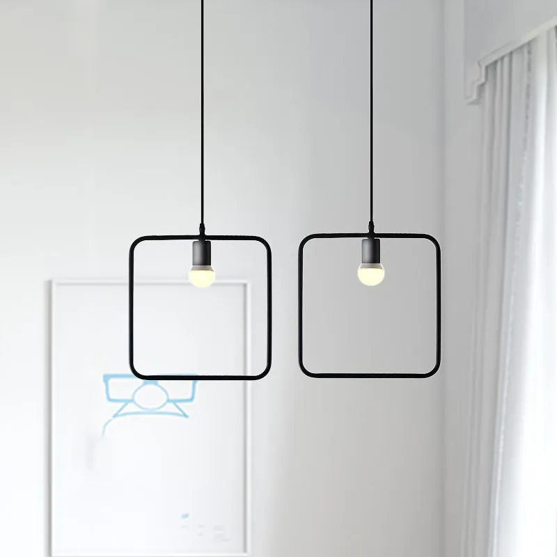 Lampada sospensione industriale triangolare/rotonda 1 testa metallo con paralume nero per sala da pranzo Adatto per Alte T...