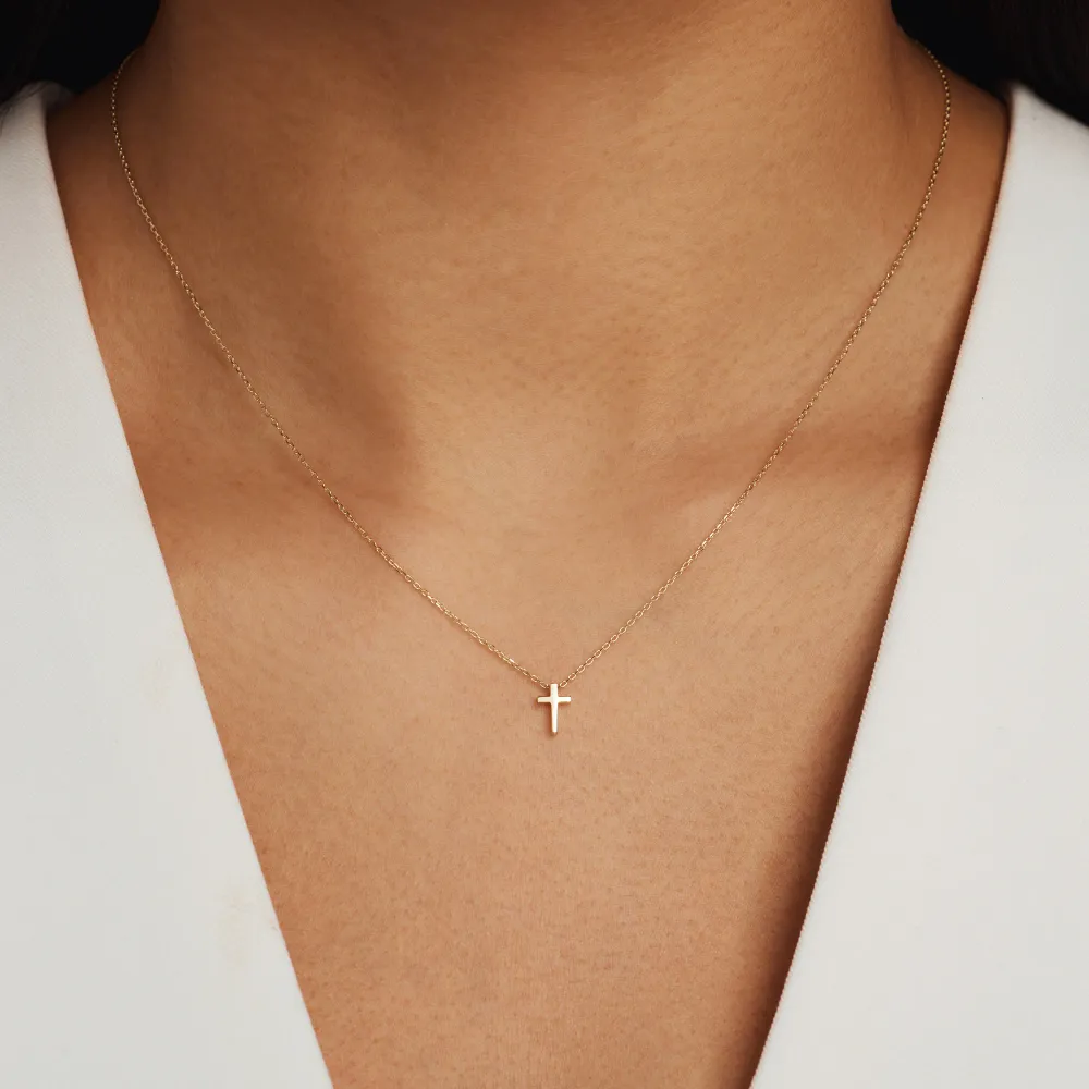Monceau Solange, collana d'oro 14 carati con croce