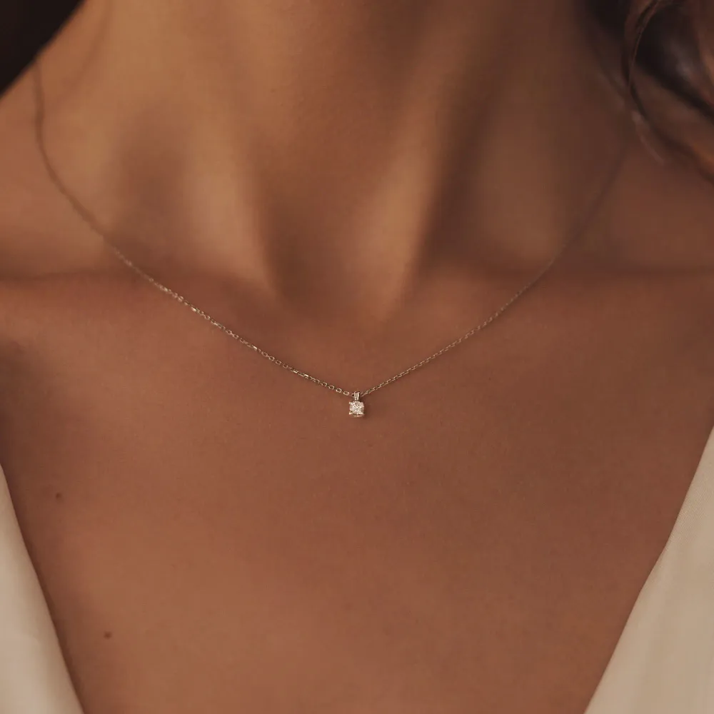 De la Paix Christine collana oro bianco 14 carati con diamante 0,10 ct