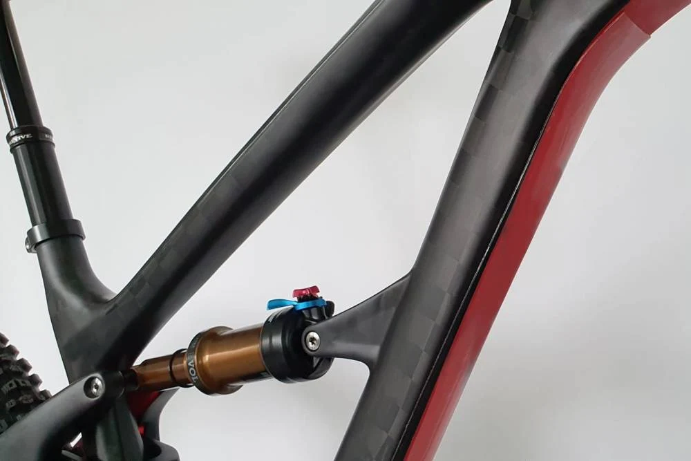 SHELTER OFF-ROAD 1,2 MM – PROTEZIONE INVISIBILE TELAIO Effetto Mariposa