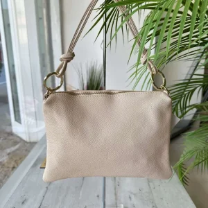 Borsa Busta Vera Pelle Beige Chiaro con Anelli Dorati Bustina con tracolla