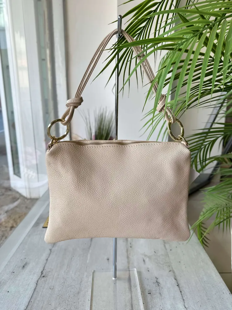 Borsa Busta Vera Pelle Beige Chiaro con Anelli Dorati Bustina con tracolla