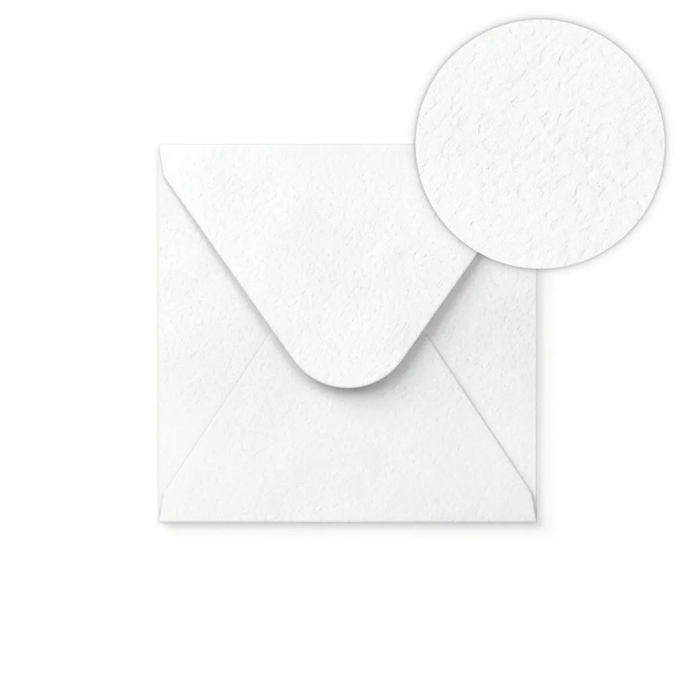 Busta colore bianco con effetto martellato 130x130 mm