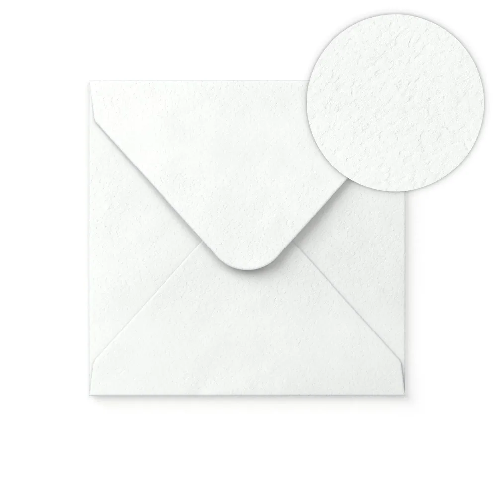 Busta colore bianco con effetto martellato 155x155 mm